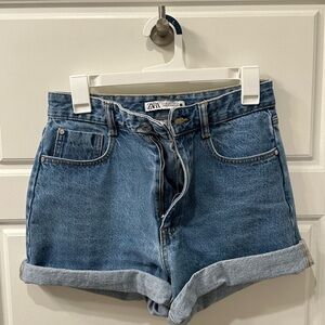 Zara Women's Blue Denim Shorts
